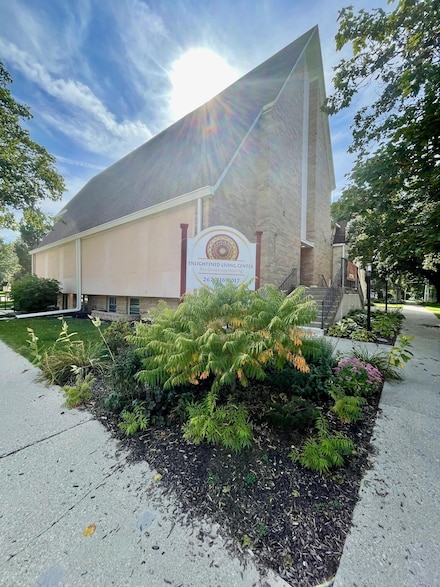125 E State St, Burlington, WI 53105