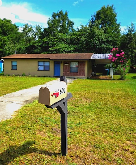 13601 NW 141st Place, Alachua, FL 32615
