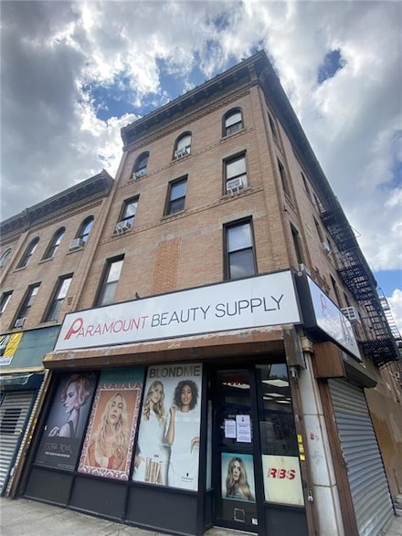 7302 5th Ave, Brooklyn, NY 11209