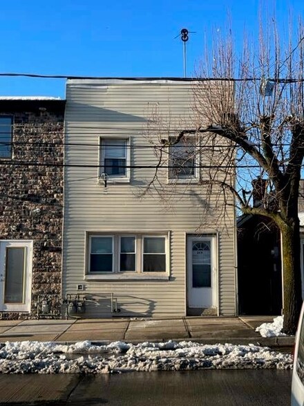 229 W Tilghman St, Allentown, PA 18102