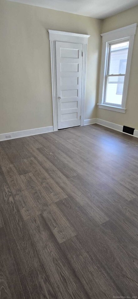 71-73 Elmwood Ave Unit 2, Bridgeport, CT 06605