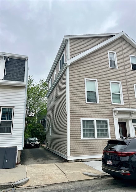 614 E 5th St Unit 1, Boston, MA 02127