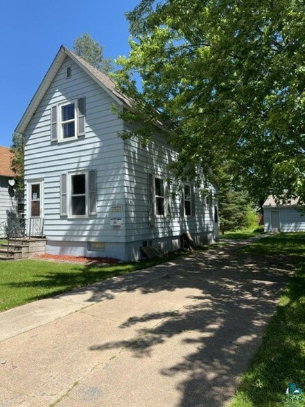 3732 3rd Ave W, Hibbing, MN 55746