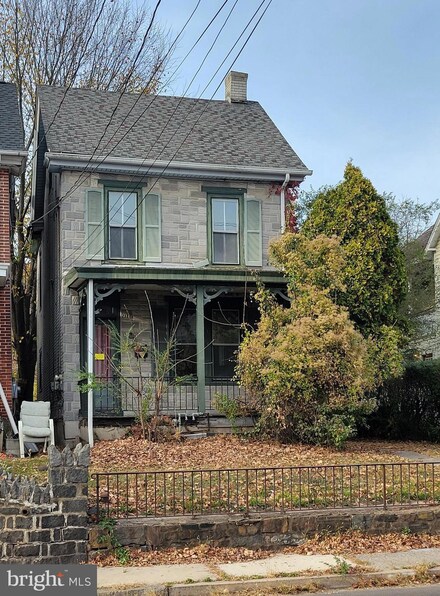 116 S 5th St, Perkasie, PA 18944