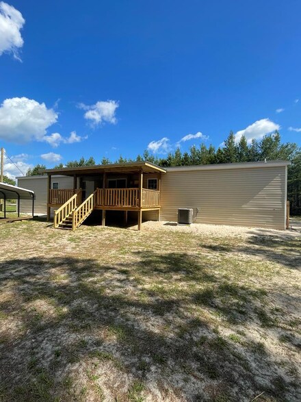 22940 Salem Tower Rd, Perry, FL 32348