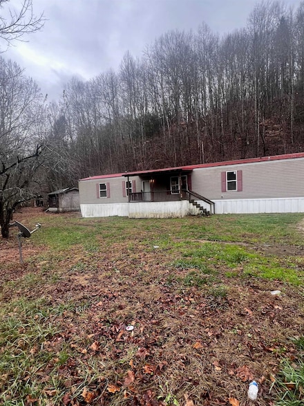 6192 Daniel Boone Pkwy, Foster, WV 25081