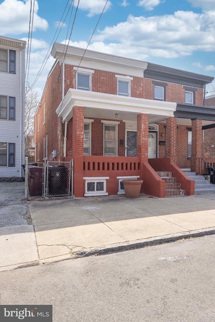 806 Brown St, Wilmington, DE 19805
