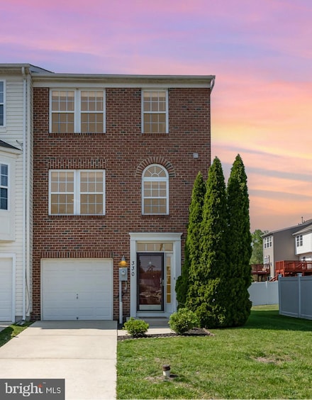 330 Kestrel Dr, Belcamp, MD 21017