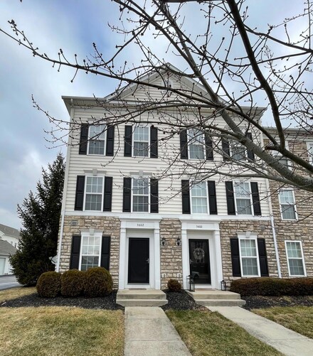 5602 Middle Falls St Unit 51-560, Dublin, OH 43016