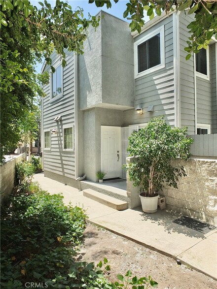1610 Park Ave Unit D, Long Beach, CA 90815