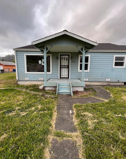 470 4th Ave, Rio Dell, CA 95562