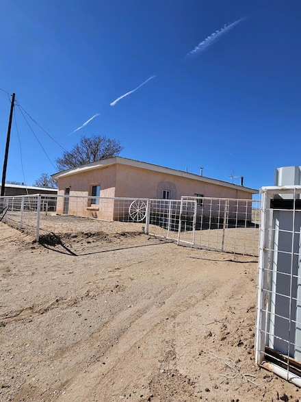 541 New Mexico 116, Bosque, NM 87006
