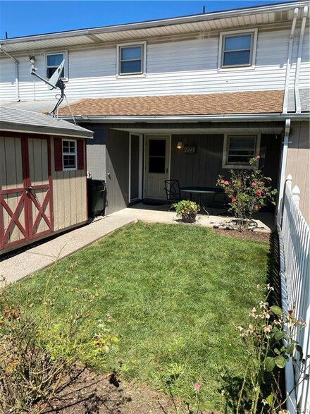 2248 Dorothy Way, Allentown, PA 18109