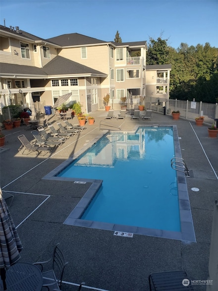 2244 132nd Ave SE Unit B105, Bellevue, WA 98005