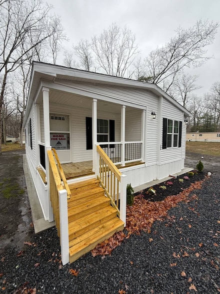 14 Oakview Dr, Shamong, NJ 08088