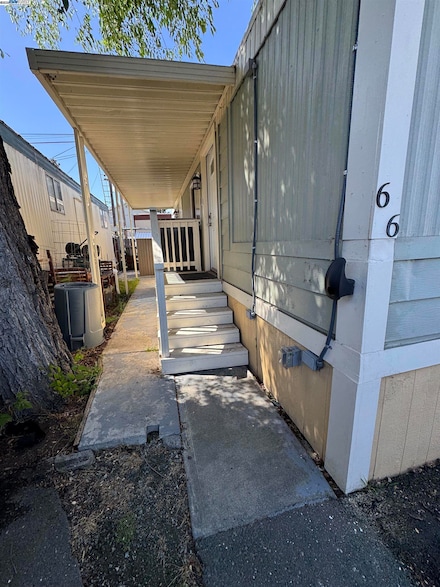 2399 E 14th St Unit 66, San Leandro, CA 94577