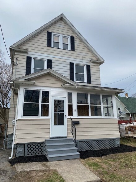 108 Herald St, Rochester, NY 14621