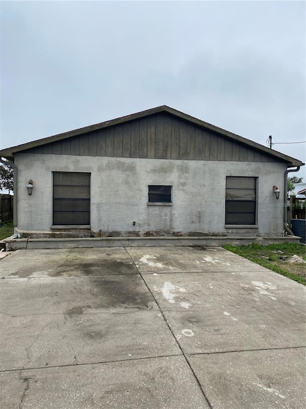 1842 Shady Lane Dr, Lake Wales, FL 33898