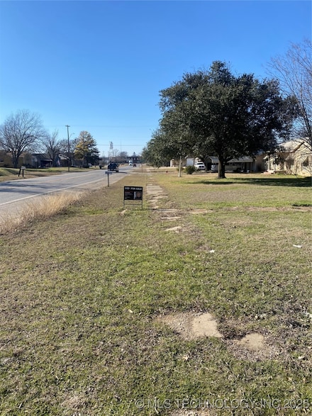 110 S Driftwood Ave, Marietta, OK 73448