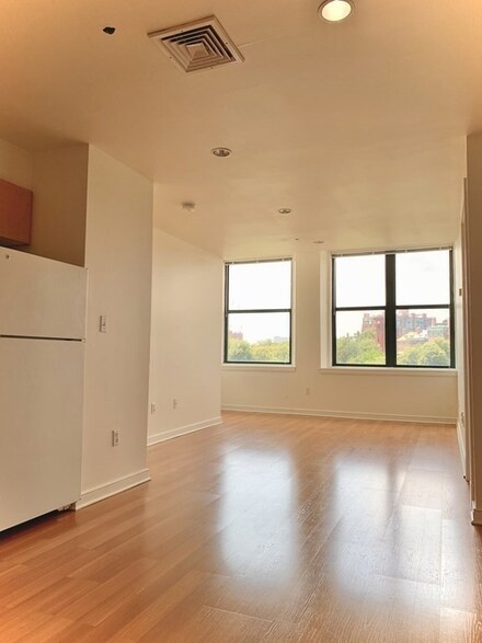 131 Tremont St Unit 8, Boston, MA 02111