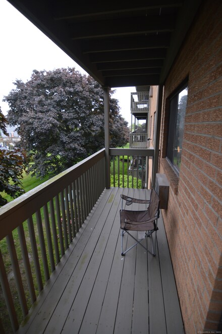 1165 Stratford Rd Unit 203, Stratford, CT 06615