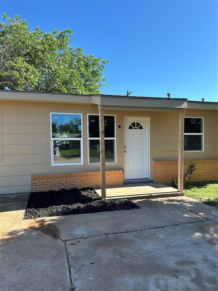 5458 Durango Dr, Abilene, TX 79605