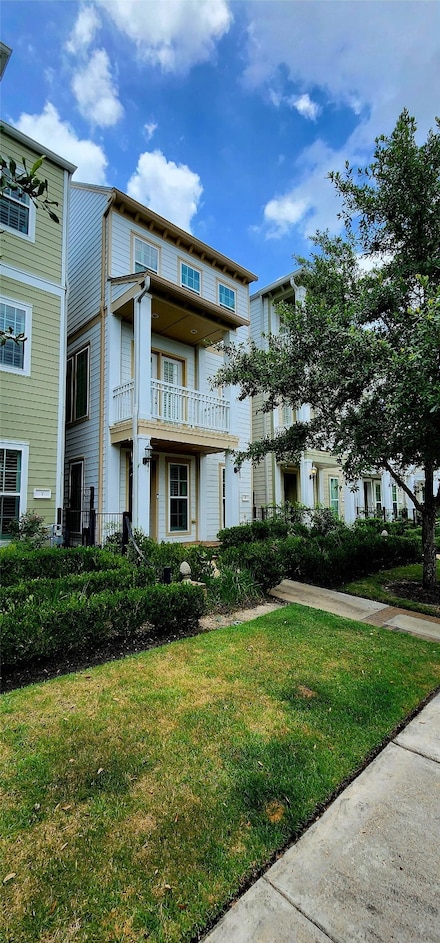 11 Rafters Row, Spring, TX 77380