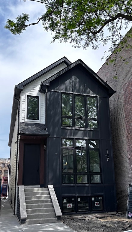 1514 W Superior St, Chicago, IL 60642