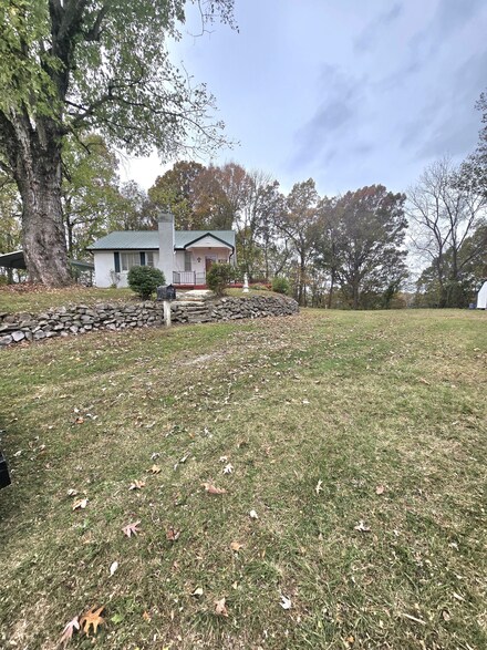 385 Kennedy St, McMinnville, TN 37110