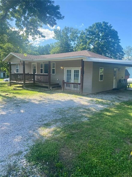 104 Willow St, van Buren, MO 63965