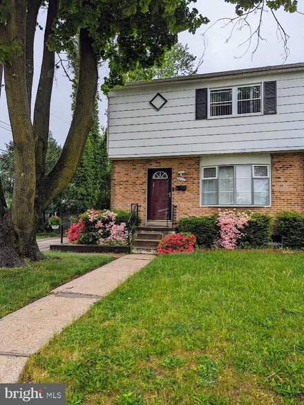 3805 Courtleigh Dr, Randallstown, MD 21133