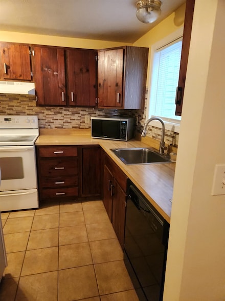 17 Burns Ave Unit 2, Concord, NH 03301