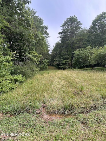 108 Otterburn Ln, Crossville, TN 38558