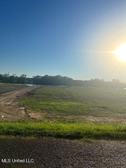 000 Deerfield Rd, Yazoo City, MS 39194
