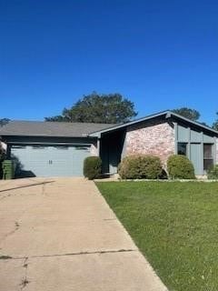 4302 N Chisholm Trail, Granbury, TX 76048