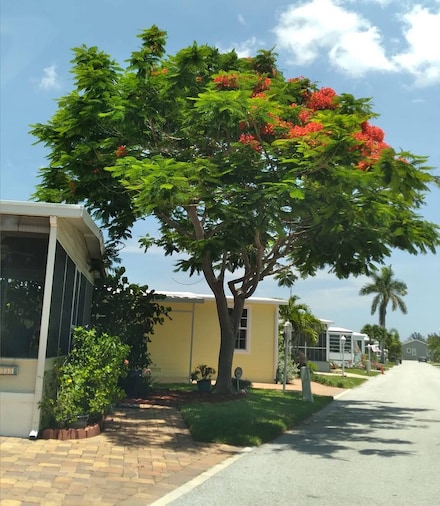 233 Arbor Ln, Vero Beach, FL 32960