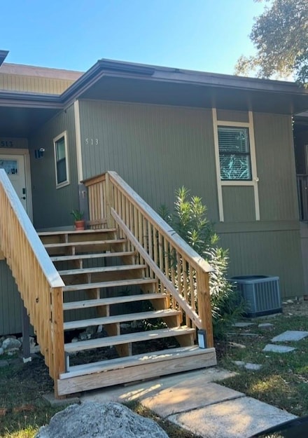 513 Demarett Dr Unit 16, Lago Vista, TX 78645