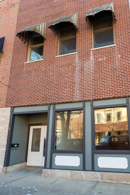 525 Franklin St Unit 2, Michigan City, IN 46360