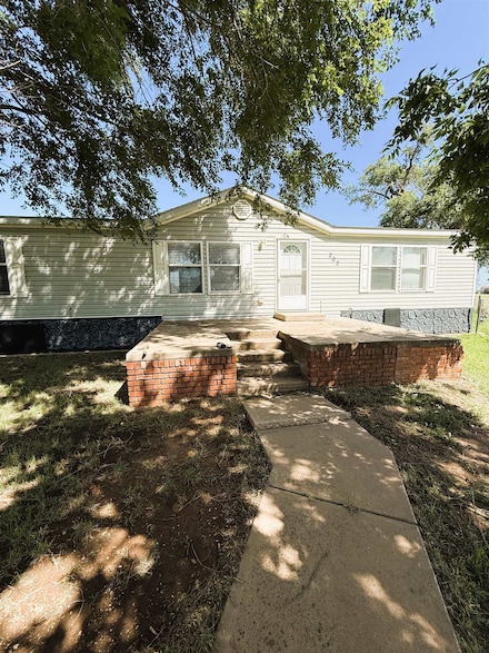 1367 Cherry St, Nash, OK 73761
