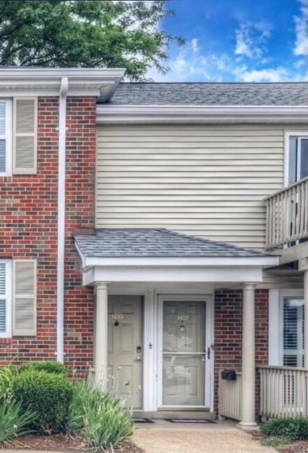 1410 Thrush Place Unit 1420, Saint Louis, MO 63144