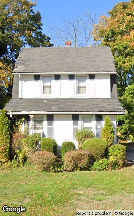 33 Willow Ave, Freeport, NY 11520