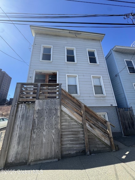 266 Elk St, Albany, NY 12206