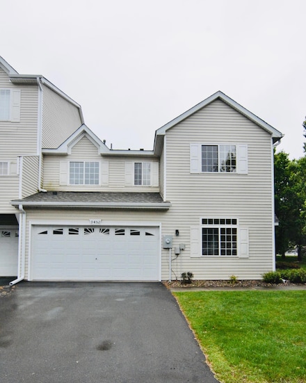 9452 Marshall Rd, Eden Prairie, MN 55347