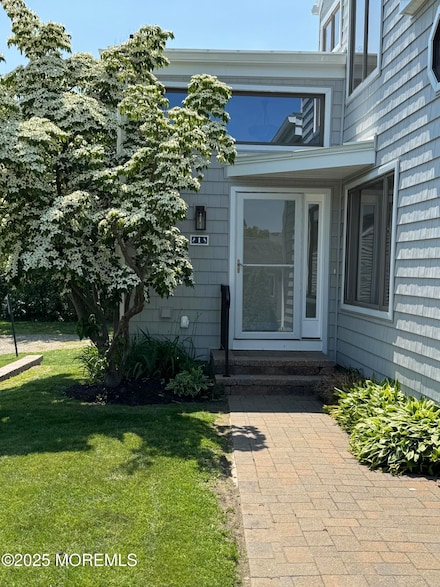 9 Bridgewaters Dr Unit 1, Oceanport, NJ 07757