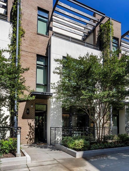 721 Longleaf Dr NE Unit 3, Atlanta, GA 30342
