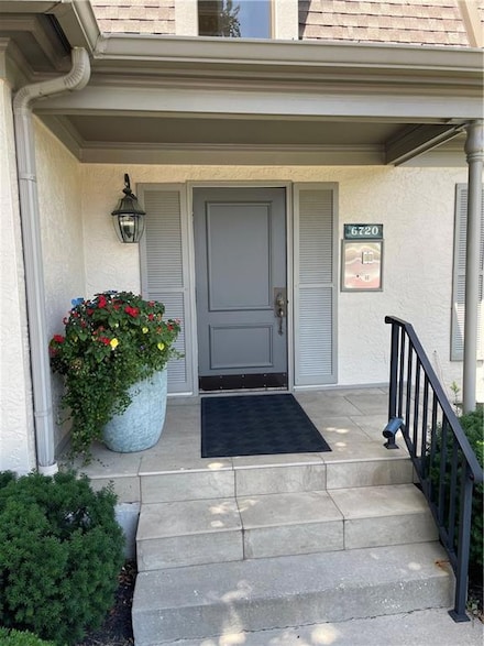 6720 W 109th St Unit F, Leawood, KS 66211