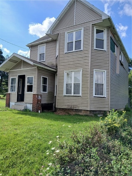 382 Orchard St, Sharon, PA 16146