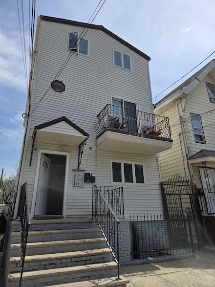 95 Stone St Unit 1, Newark, NJ 07104
