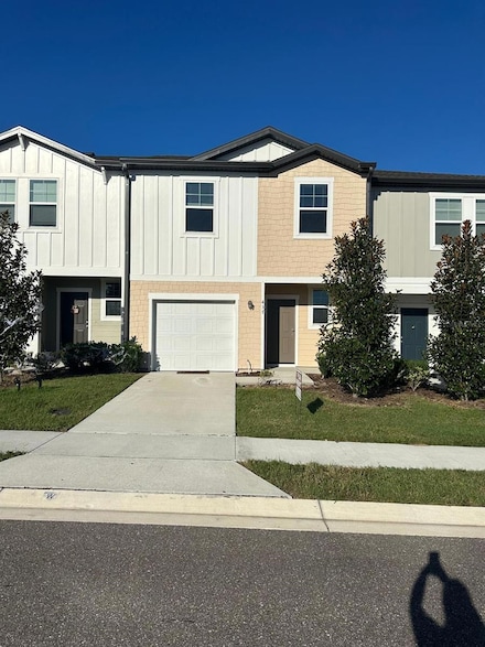 437 Madison Dr, Davenport, FL 33837