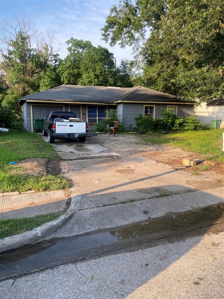 5231 Cosby St, Houston, TX 77021